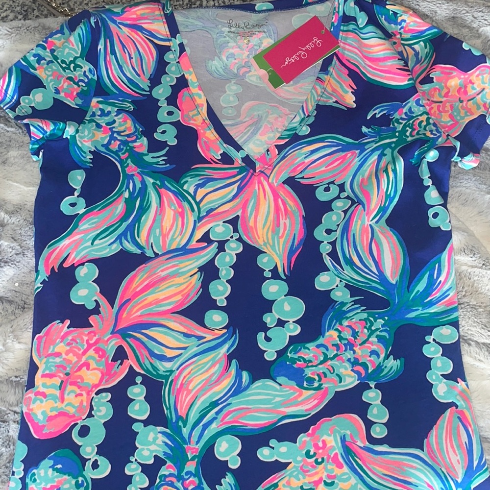 Lily Pulitzer V neck